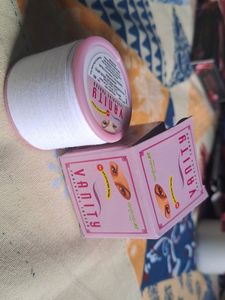 Vlcc Gold Bleach With Huda beauty 2 In 1 Foundation And Treading Suto ,lipstick Combo