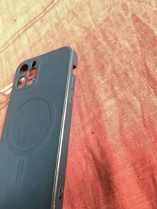 12PRO SILICON CASE