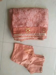 Saree With Ready Blouse