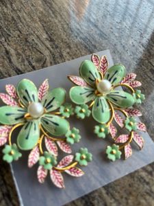 Flower Earrings 🌸