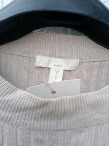 New with tag Pinterest Ribbed Knit Long Sleeve Top