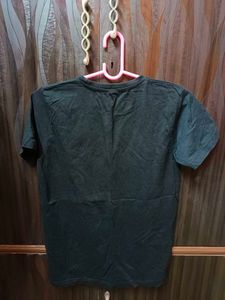 Black T-shirt Active Wear