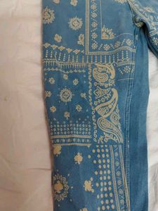 Patterned Jeans