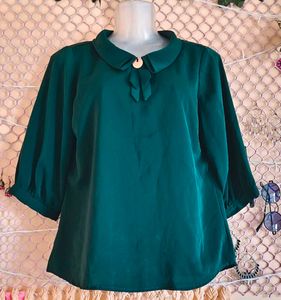 Size M/L 🎁Buy 2 Get 1 Free 🎁Green Collar Top