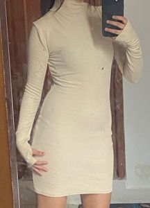 urbanic fitted bodycon dress with thumbhole