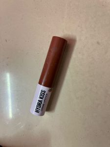 Zudio  LipStick Cream Warm Up