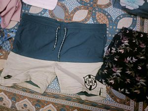 Combo Of Men&#39;s Shorts In 32 Waist