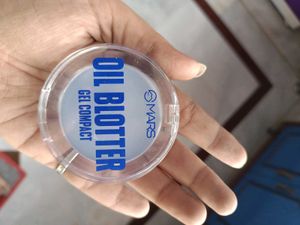 Mars Oil Blotter Gel Compact