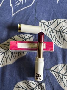 Myglamm Lit Creamy Matte Lipstick