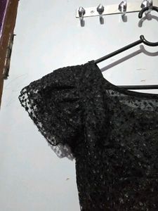 Black Blouse Net