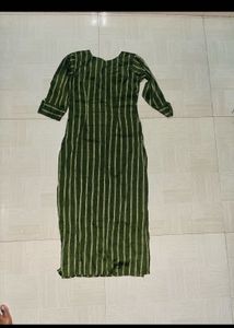 4 Women&#39;s Kurtis {OFFER} 🚨🚨JUST ₹250