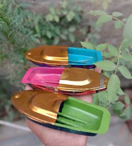 Colorful Stream Boats (Set of 3)