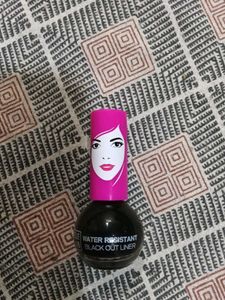 Water Resistant Black Eyeliner