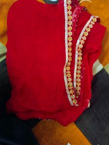 Red Odhna