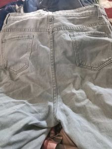 Beautiful Ripped jeans