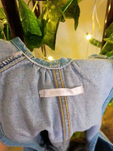 ✨COMBO✨Denim Dungaree With Statement Top