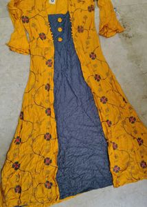 💛🔥Long gown shrug style kurti cum gowwn