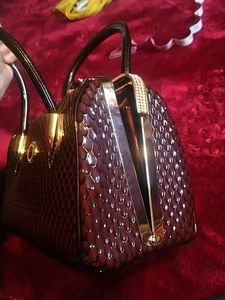 CLEARANCE SALE....Elegance Branded Hand Bag
