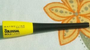 Maybelline New York COLOSSAL BOLD LINER Holi Offer