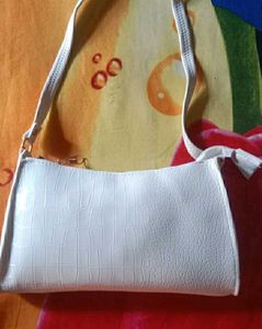 Womens Sling Bag With Gifts