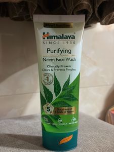 Himalaya Purifying Neem Face Wash