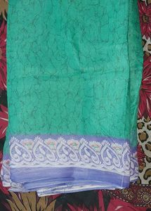 Green &amp; Gray Patterned Saree