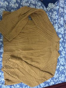 Yellow Sweater Mustard