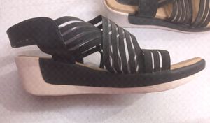 Black Striped Wedges Sandal
