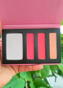 POPXO Face Pallete - Blush Higlighter And Powder