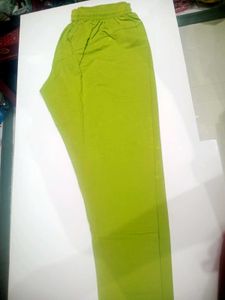 Green Men&#39;s Shorts