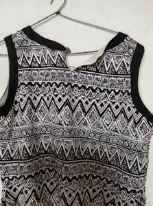 Black &amp; White Patterned Midi
