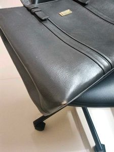 Elegant Black Tote Bag Leather Wrangler