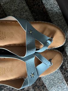 Doctor Anatomic Sandals - Size 8