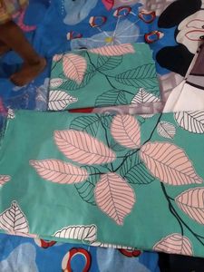 Stylish Glace Cotton Bedsheet With 2 Pillow Covers