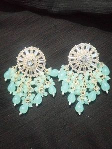 I Am Selling Beautiful  Chandbali Earings