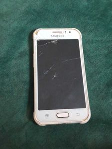Samsung J1