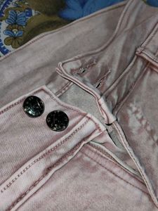 I&#39;m Selling This Women&#39;s Jeans