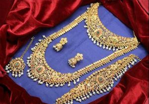 Gold Plated Jewellery Set