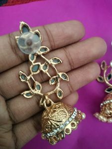 New Mirror White Jhumka
