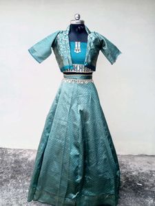 Elegant Lehenga Choli Set