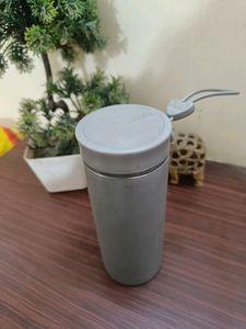 Thermos Bottle Grey Colour