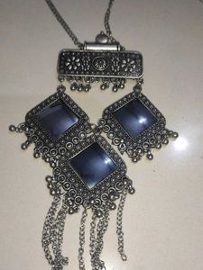 Navratri Silver Mirror Necklace🌸