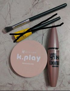 Mascara & Blush & Brush
