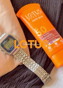 Lotus Herbals Safe Sun SPF 50
