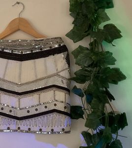 Super Pretty White And Black Sequin Skirt!