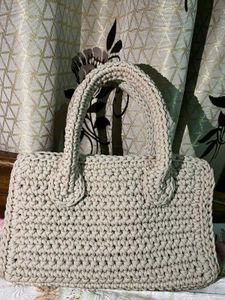 Crochet Hand Bag