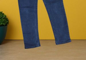 FG100 Size-34 Dark Wash Skinny Jeans