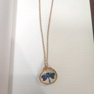 Dragonfly Seashell Necklace ≽༏≼☾⋆｡𖦹 °✩