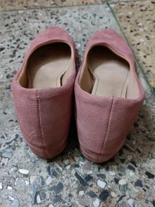 Shoe