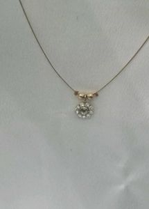 Elegant Floral Pendant Necklace